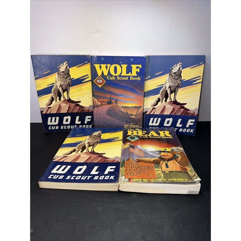 Five Cub Scout Books (Boy Scouts‎ of America) Wolf, Bear 1954, 1986